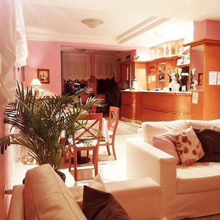 Hotel Azzurra سالسوماجّوري تيرمي المظهر الخارجي الصورة