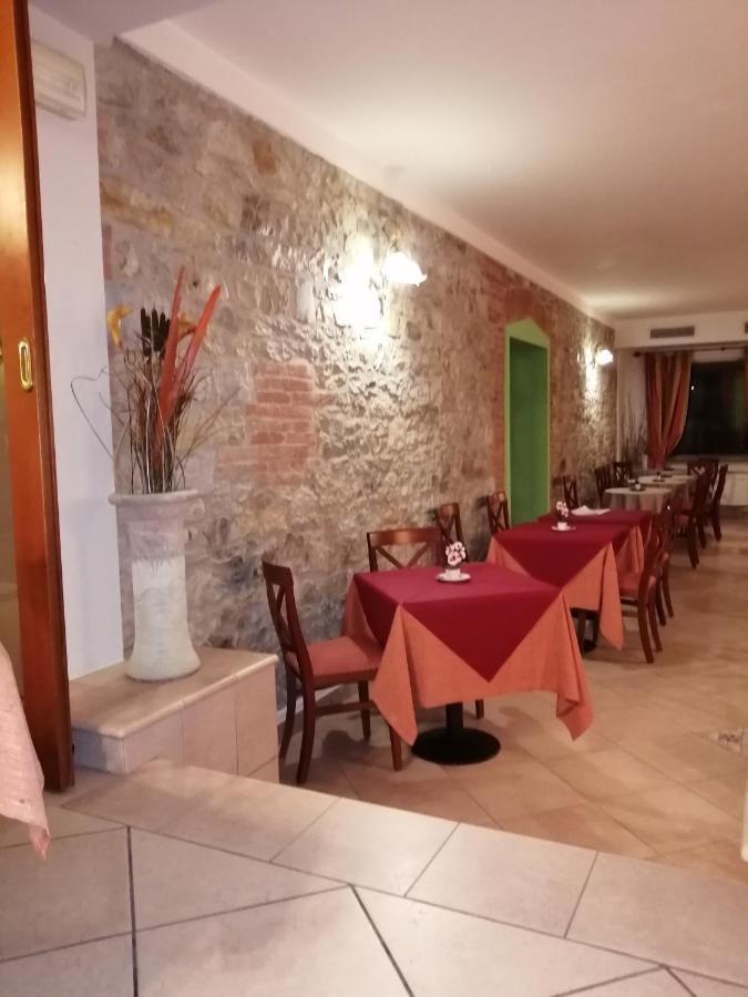 Hotel Azzurra سالسوماجّوري تيرمي المظهر الخارجي الصورة