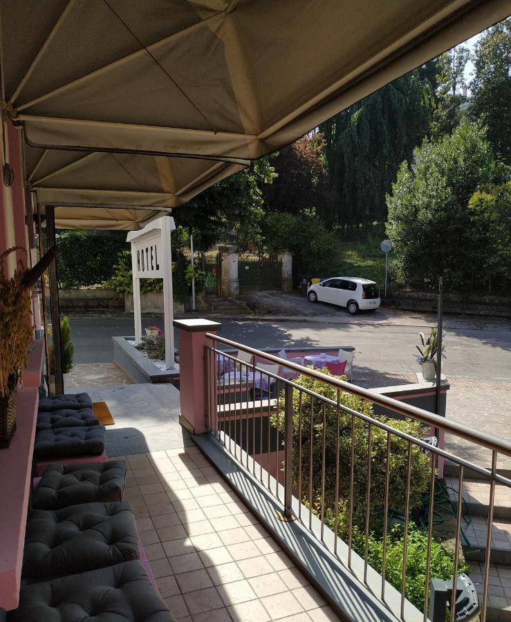 Hotel Azzurra سالسوماجّوري تيرمي المظهر الخارجي الصورة