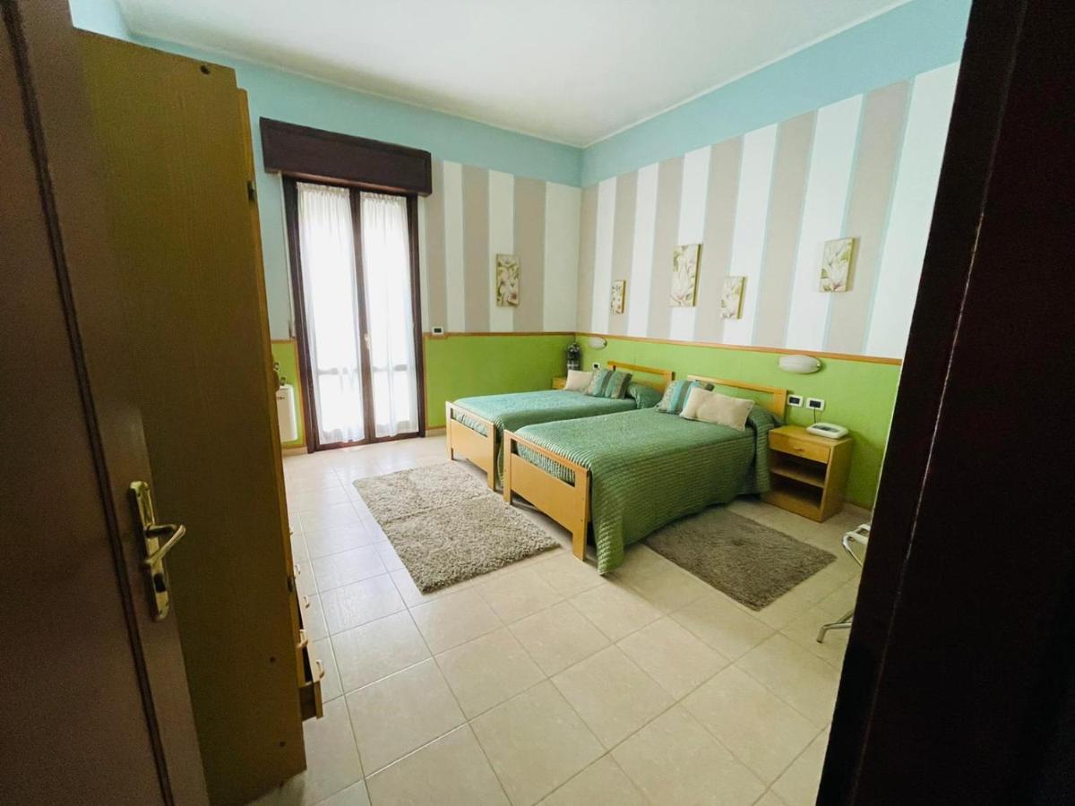 Hotel Azzurra سالسوماجّوري تيرمي المظهر الخارجي الصورة