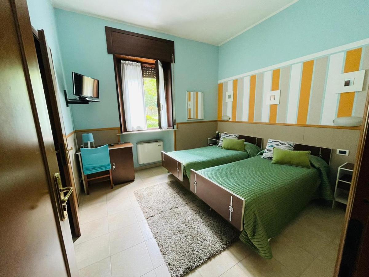 Hotel Azzurra سالسوماجّوري تيرمي المظهر الخارجي الصورة