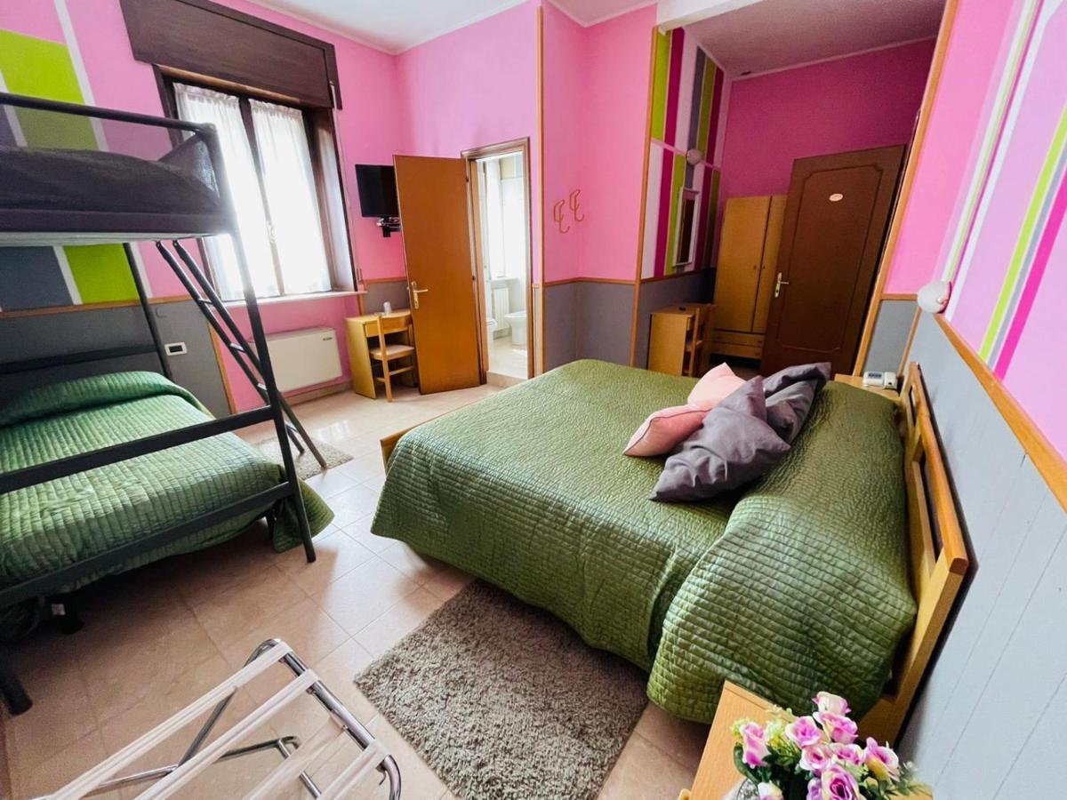 Hotel Azzurra سالسوماجّوري تيرمي المظهر الخارجي الصورة