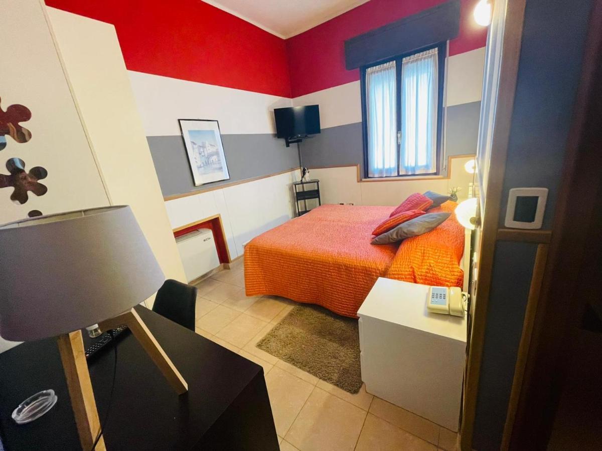 Hotel Azzurra سالسوماجّوري تيرمي المظهر الخارجي الصورة